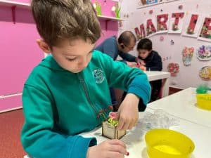 ziua tatalui la gradinita timp petrecut impreuna cu parintii
